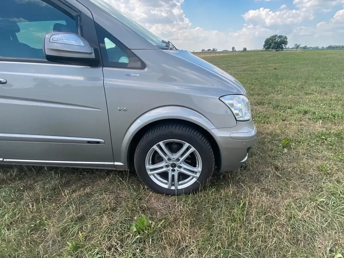Gebraucht Mercedes Viano 224 PS (164 kW) 2011 Andere farben Van / Kleinbus