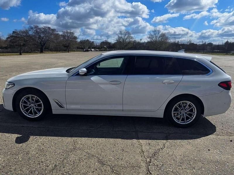 Gebraucht BMW 520 190 PS (139 kW) 2021 Weiß Kombi
