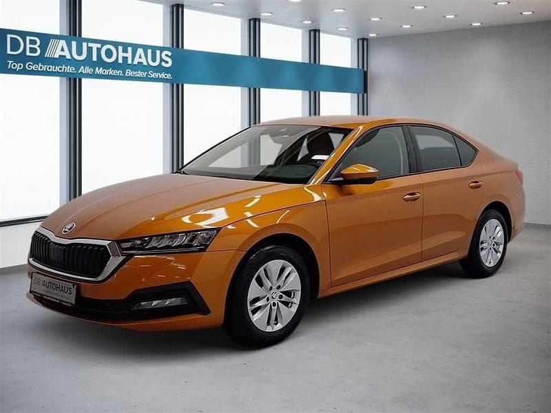 Orange Gebraucht 2023 Skoda Octavia Ambition Limousine | 17.890 € (Superpreis) - Bild 1/4