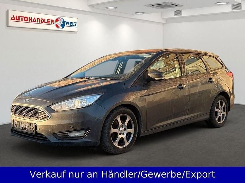 Grau Gebraucht 2015 Ford Focus Kombi | 5.999 € (Superpreis) - Bild 1/4