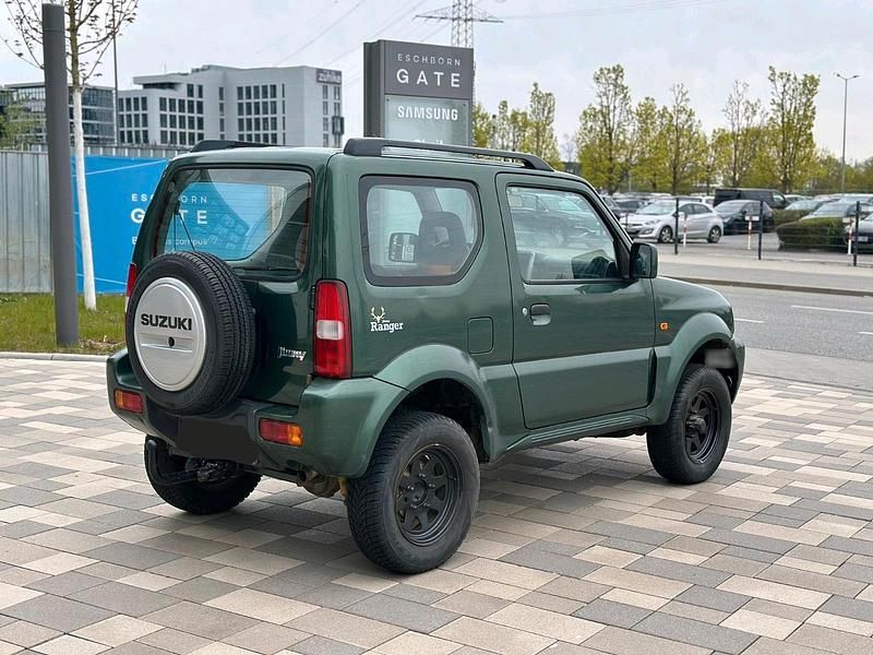 Usado Suzuki Jimny 86 HP (63 kW) 2009 Verde SUV
