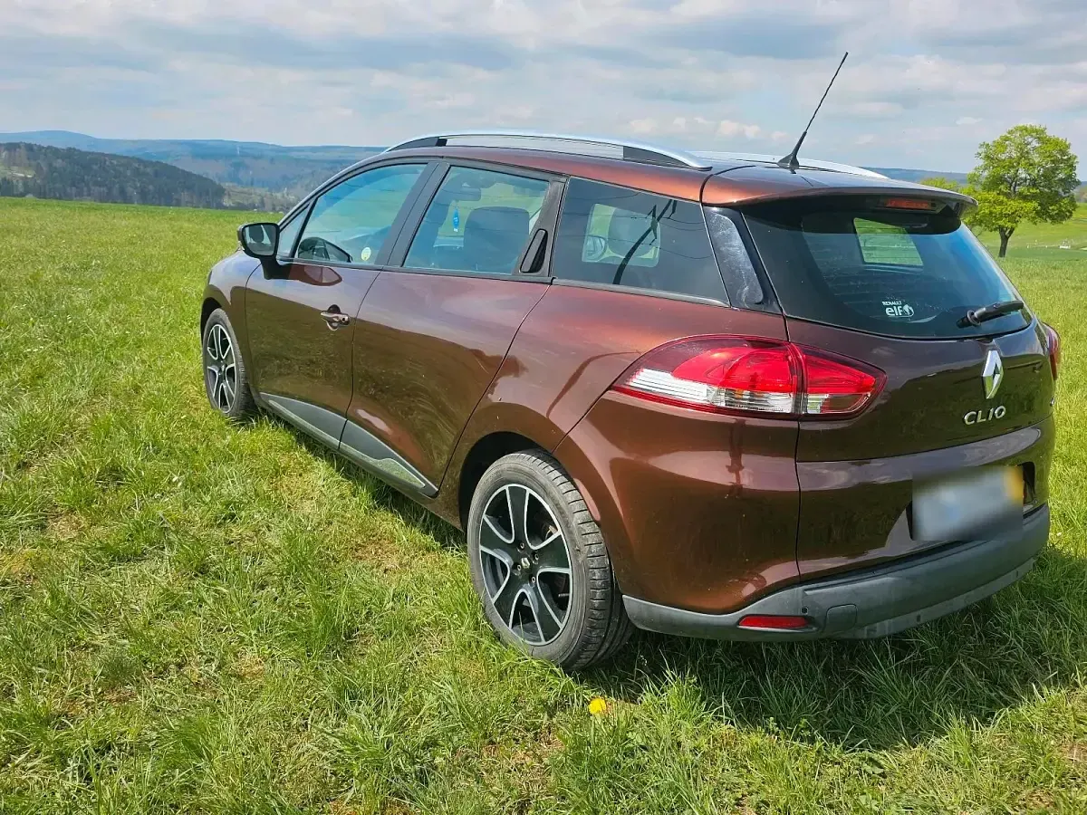 Gebraucht Renault Clio 77 PS (56 kW) 2014 Braun Kombi