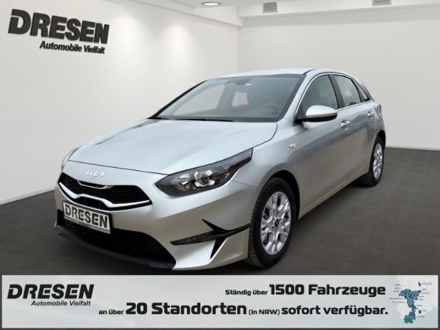 Kcs) sparkling silver m (silber Neu 2024 Kia Ceed Vision Limousine | 20.680 € (Guter Preis) - Bild 1/4