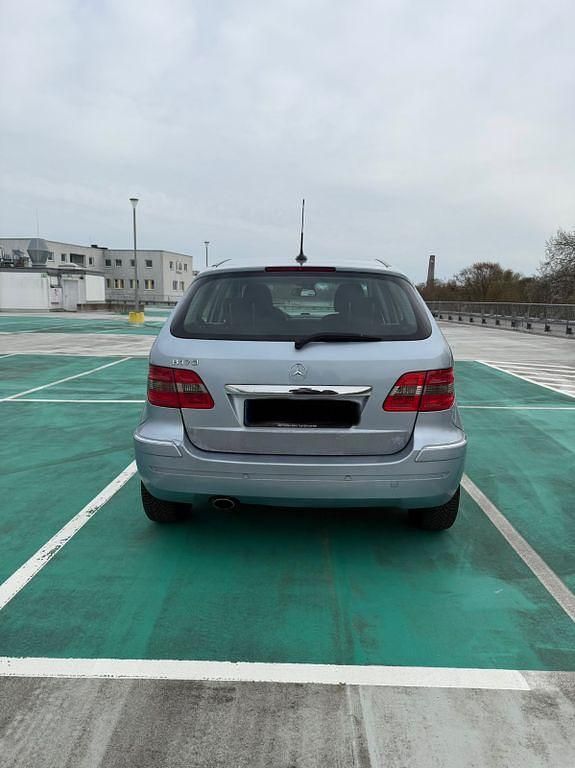 Gebraucht Mercedes B170 116 PS (85 kW) 2007 Blau Van / Kleinbus