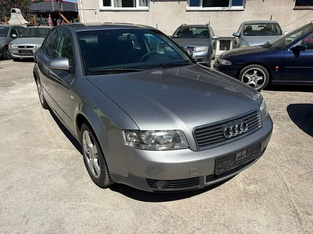 Gebraucht Audi A4 101 PS (74 kW) 2002 Grau Limousine