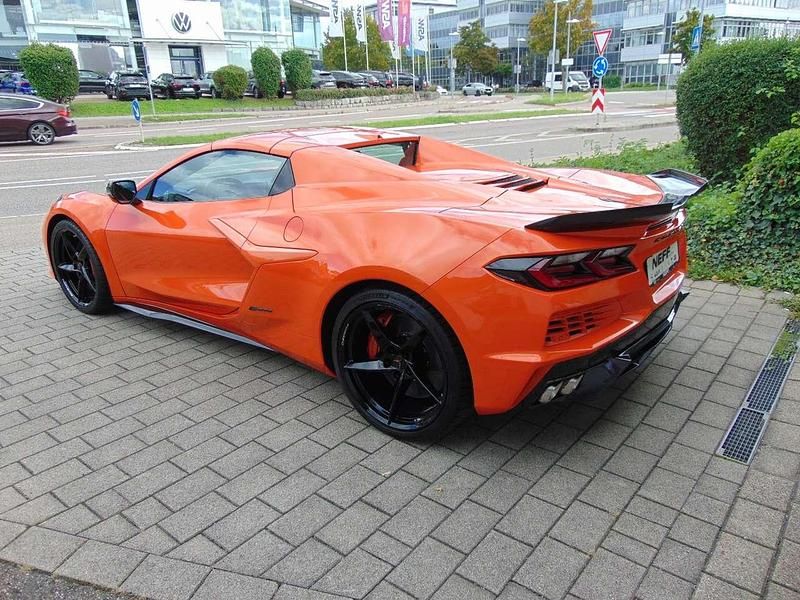 Neu Corvette C8 643 PS (472 kW) 2025 Sebring orange tintcoat Cabrio