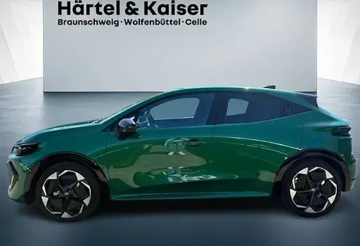 Neu Renault Clio V Techno 115 PS (84 kW) 2026 Grün Limousine