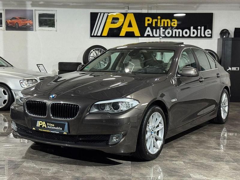 Braun Gebraucht 2011 BMW 530 Limousine | 9.999 € (Fairer Preis) - Bild 1/4