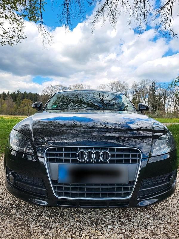 Second-hand Audi TT 160 CP (117 kW) 2009 Negru Coupe