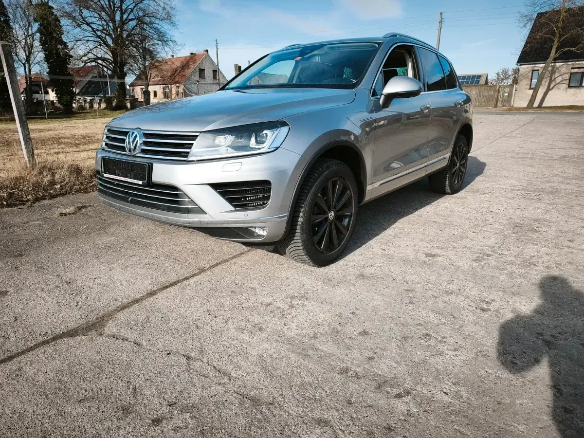 Gebraucht VW Touareg 263 PS (193 kW) 2015 SUV