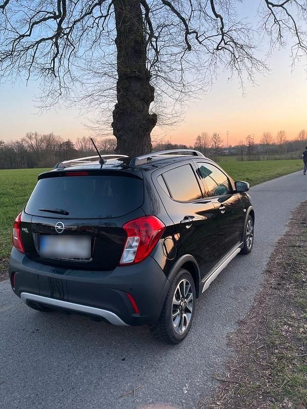 Gebraucht Opel Karl Rocks 73 PS (53 kW) 2019 Schwarz Kleinwagen