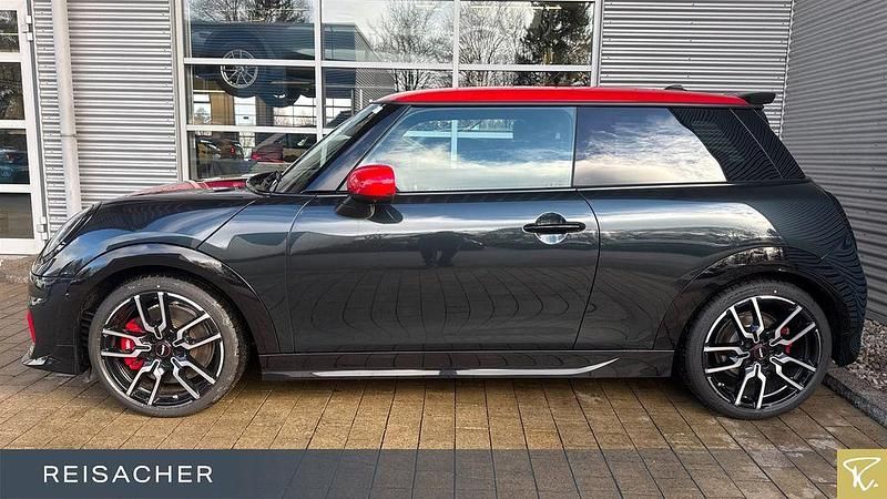 Gebraucht Mini John Cooper Works 231 PS (169 kW) 2025 Grau Kleinwagen
