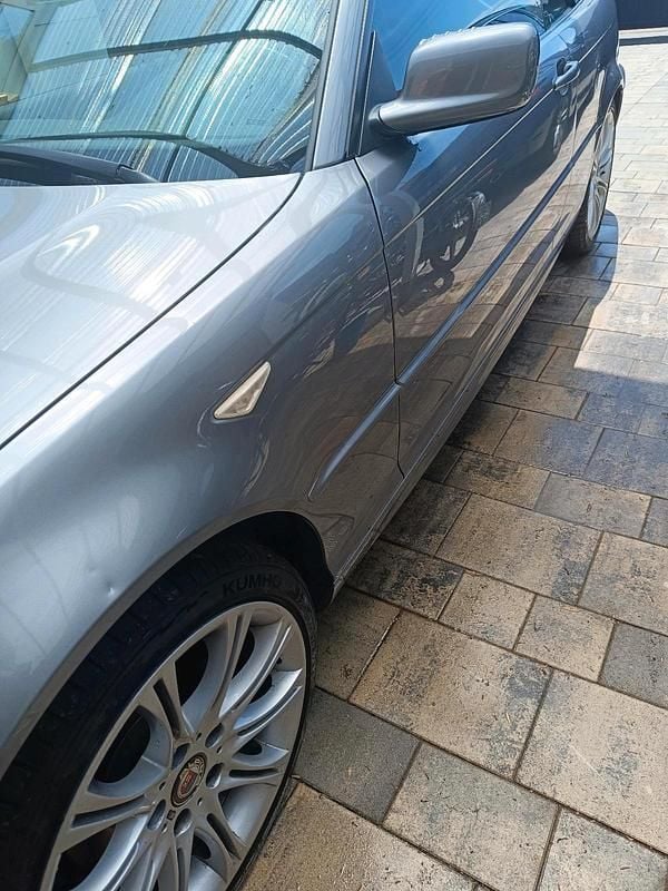 Gebraucht BMW 318 147 PS (108 kW) 2003 Grau Cabrio