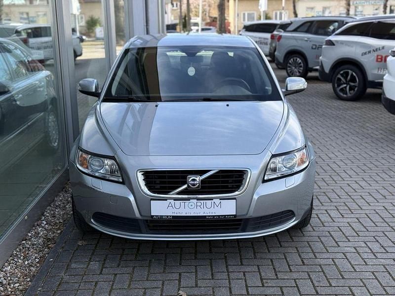 Gebraucht Volvo S40 125 PS (91 kW) 2009 Silber Limousine