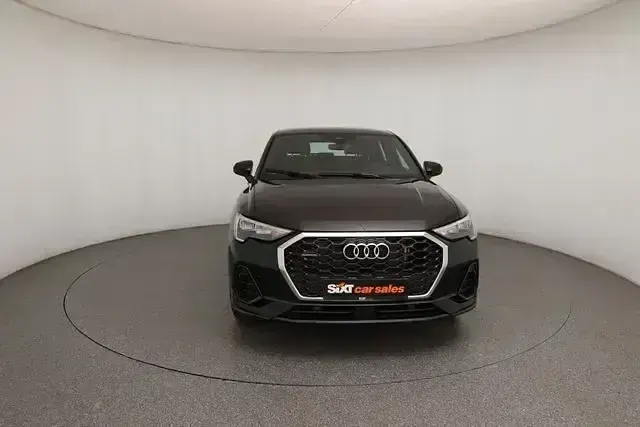 Gebraucht Audi Q3 Sportback Ambiente 190 PS (139 kW) 2025 Schwarz SUV