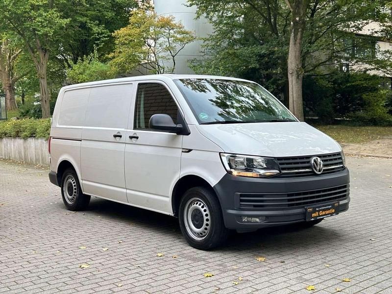 Gebraucht VW Transporter 150 PS (110 kW) 2018 Candyweiß Van