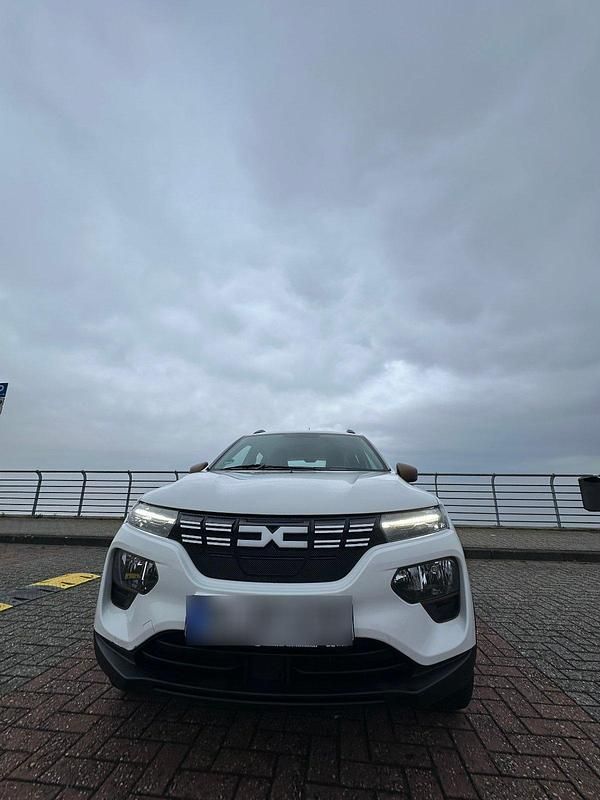 Gebraucht Dacia Spring Extreme 47 kW (65 PS) 2023 Weiß Kleinwagen