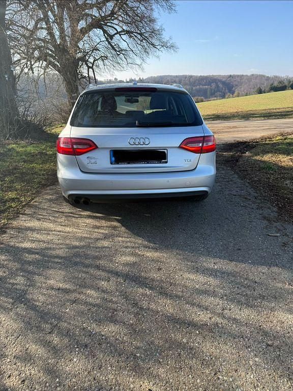 Gebraucht Audi A4 Ambiente 177 PS (130 kW) 2012 Silber Kombi