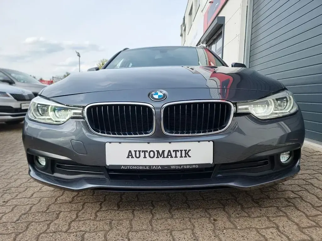 Używany BMW 320 Performance 190 KM (139 kW) 2019 Szary Kombi