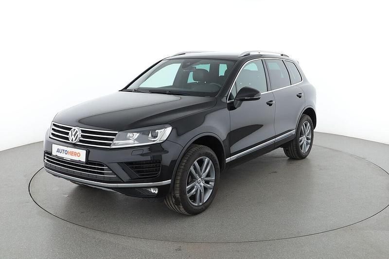 Schwarz Gebraucht 2015 VW Touareg Terrain Tech SUV | 25.590 € (Fairer Preis) - Bild 1/4