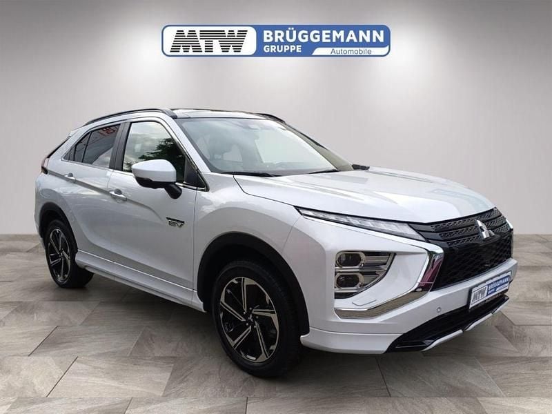 Second-hand Mitsubishi Eclipse Cross Select 188 CP (138 kW) 2025 Alb SUV