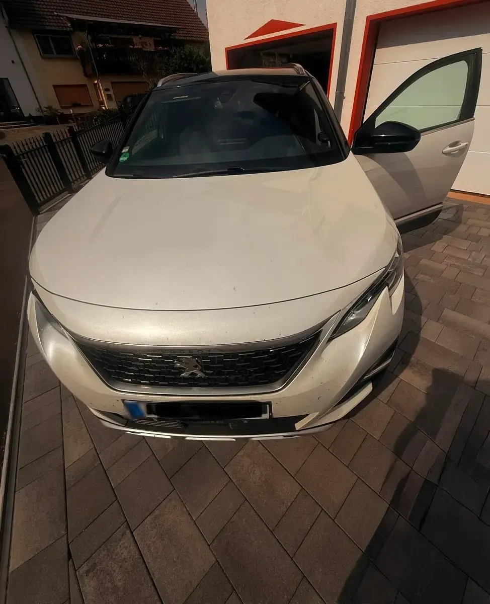 Gebraucht Peugeot 5008 Allure 150 PS (110 kW) 2017 Weiß SUV