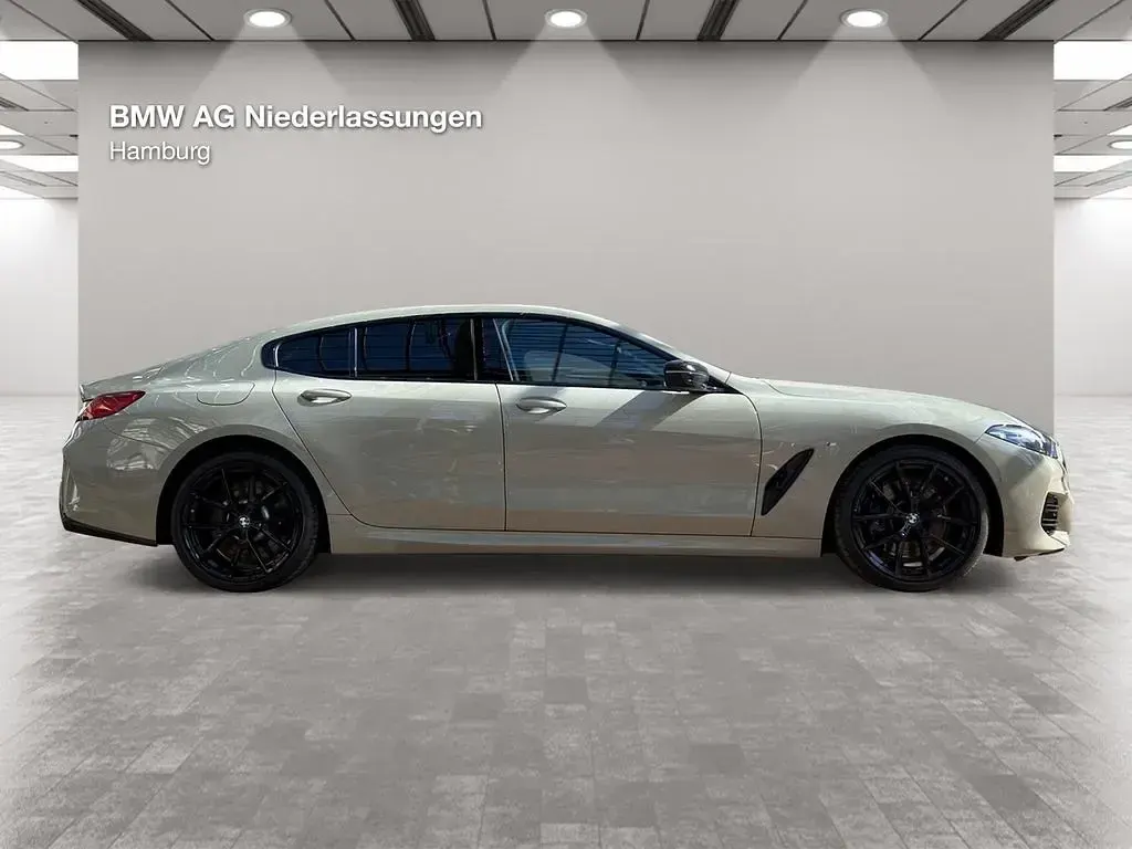 Gebraucht BMW M850 Sport Line 530 PS (389 kW) 2023 Gold Coupé