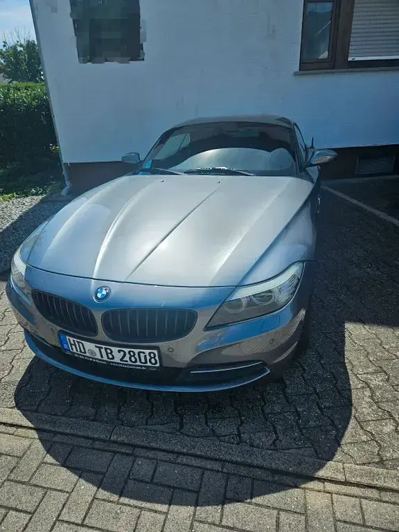 Gebraucht BMW Z4 Sport Line 204 PS (150 kW) 2011 Grau Cabrio