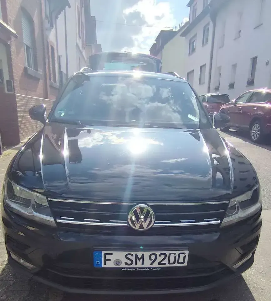 Gebraucht VW Tiguan IQ Drive 150 PS (110 kW) 2019 Schwarz SUV