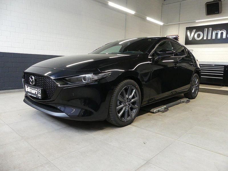 Schwarz Neu 2025 Mazda 3 Center-Line Limousine | 29.000 € (Fairer Preis) - Bild 1/4