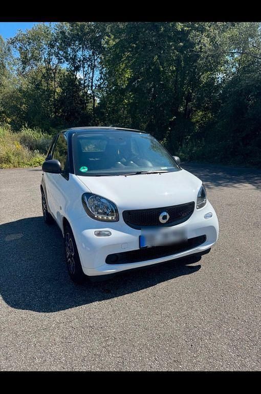 Gebraucht Smart ForTwo Cabrio 90 PS (66 kW) 2018 Weiß Cabrio