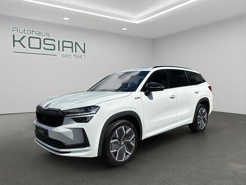 Moonweiß perleffekt Neu 2025 Skoda Kodiaq SportLine SUV | 54.390 € (Fairer Preis) - Bild 1/4