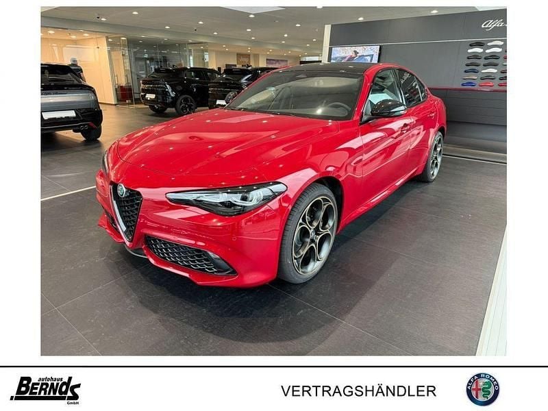 Neu Alfa Romeo Giulia 280 PS (205 kW) 2026 Rosso alfa Limousine