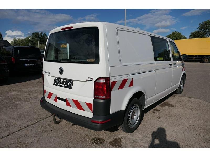 Gebraucht VW Transporter 150 PS (110 kW) 2016 Weiss Van