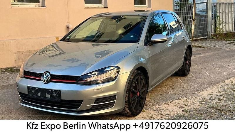 Grau Gebraucht 2013 VW Golf VII Highline Limousine | 8.200 € (Fairer Preis) - Bild 1/4