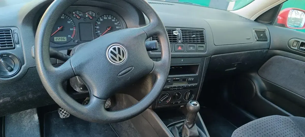 Brugt VW Golf III Basis 75 HK (55 kW) 1999 Rød Sedan