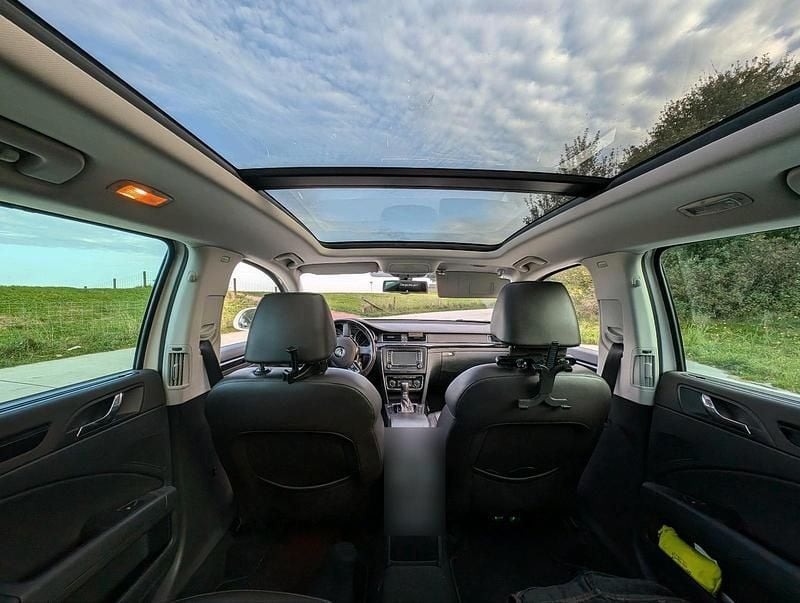 Weiß Gebraucht 2014 Skoda Superb LAURIN & KLEMENT Kombi | 10.500 € (Guter Preis) - Bild 1/4