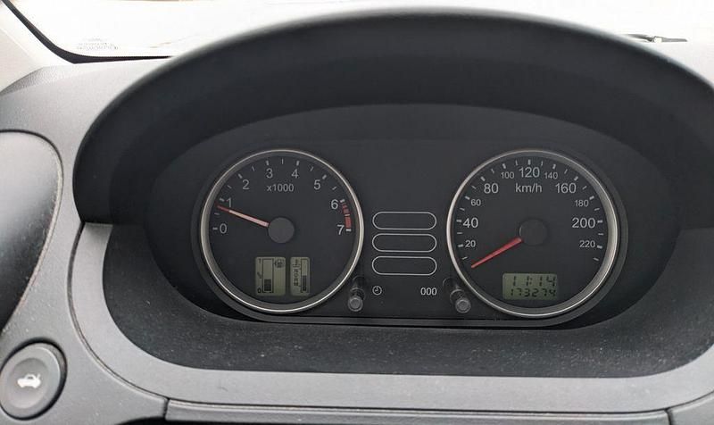 Gebraucht Ford Fiesta 80 PS (58 kW) 2005 Blau Kleinwagen