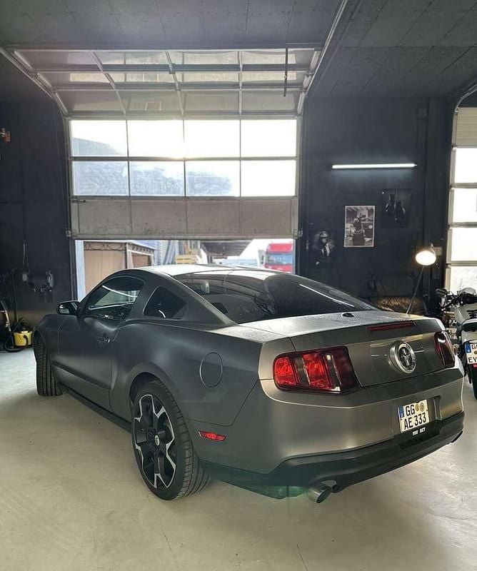 Gebraucht Ford Mustang 228 PS (167 kW) 2011