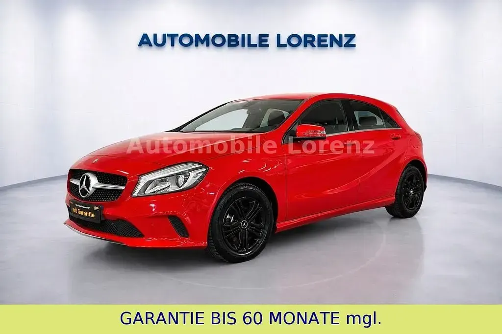 Gebraucht Mercedes A180 122 PS (89 kW) 2016 Rot Kleinwagen