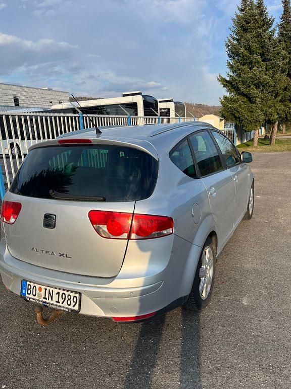 Gebraucht Seat Altea Stylance 105 PS (77 kW) 2007 Silber Van / Kleinbus