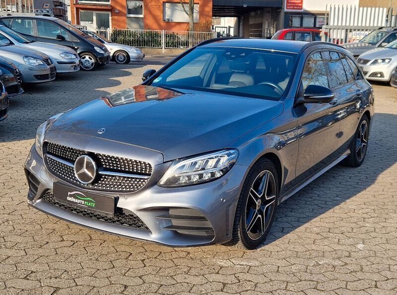 Grau Gebraucht 2019 Mercedes C220 AMG Kombi | 19.999 € (Fairer Preis) - Bild 1/4