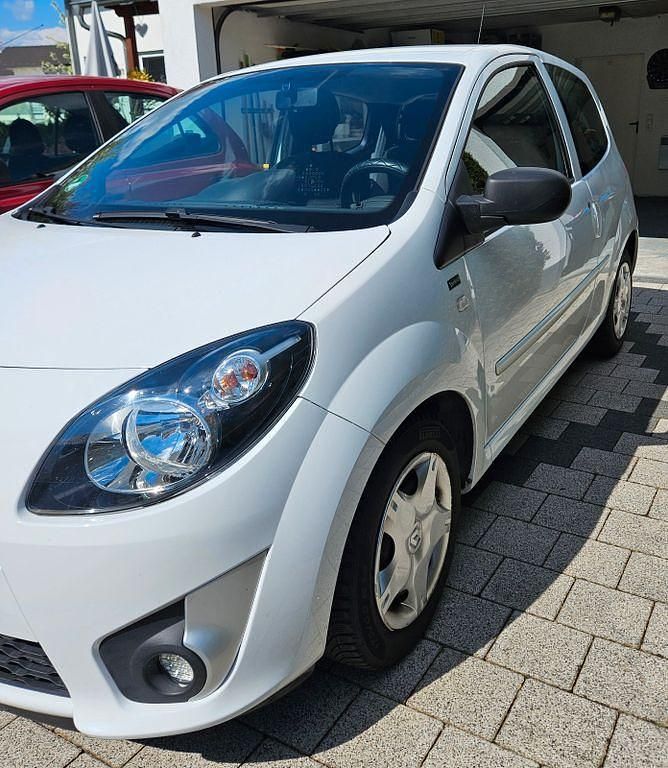 Używany Renault Twingo Dynamique 75 KM (55 kW) 2011 Biały Hatchback