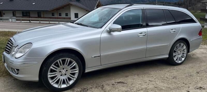 Silber Gebraucht 2009 Mercedes E320 Kombi | 5.500 € (Guter Preis) - Bild 1/4