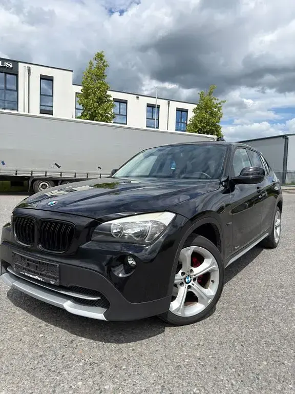 Gebraucht BMW X1 184 PS (135 kW) 2011 Schwarz SUV
