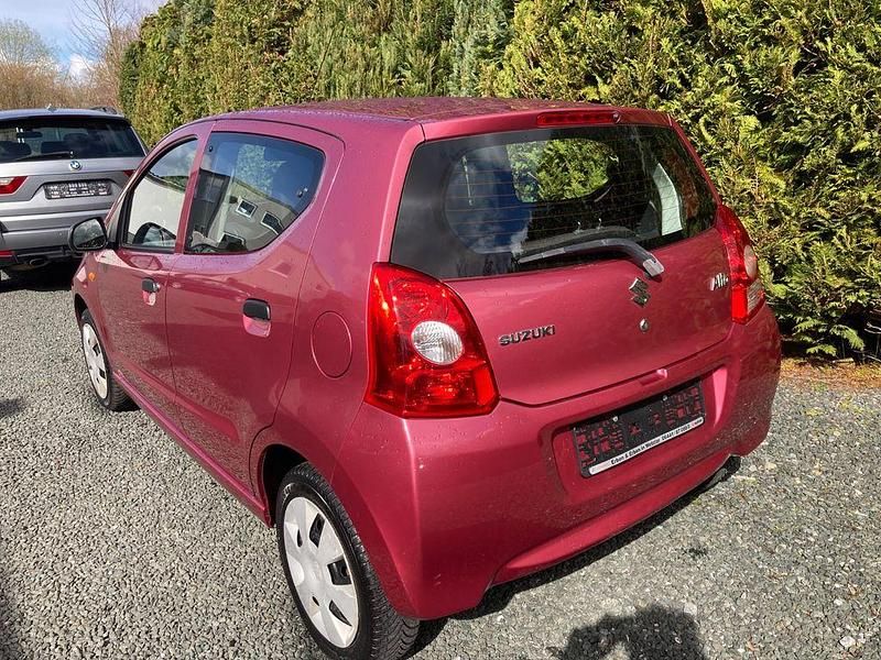 Gebraucht Suzuki Alto 68 PS (50 kW) 2011 Violet Kleinwagen