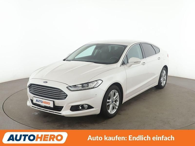Gebraucht Ford Mondeo Titanium 180 PS (132 kW) 2015 Weiß Limousine