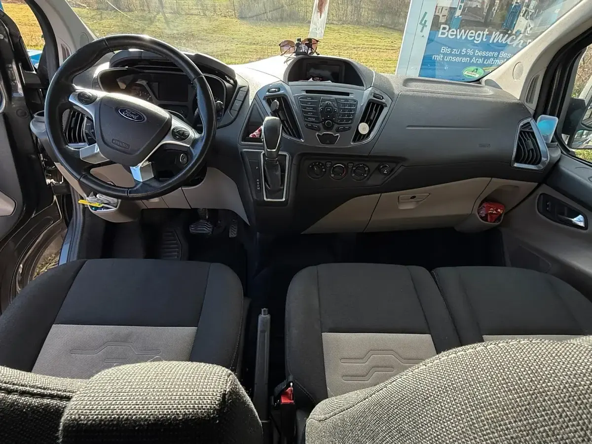 Gebraucht Ford Tourneo Custom Limited 170 PS (125 kW) 2017 Grau Van