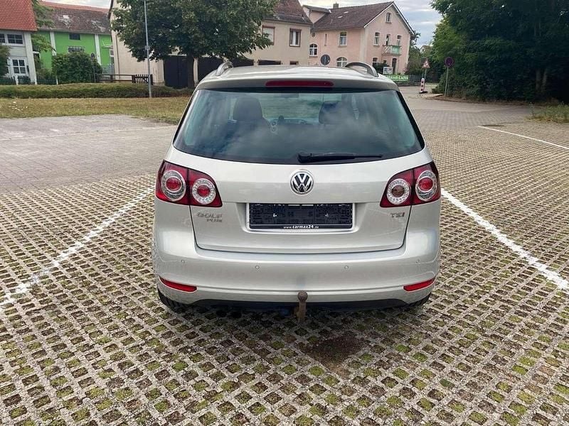 Gebraucht VW Golf VII Match 122 PS (89 kW) 2012 Silber Limousine