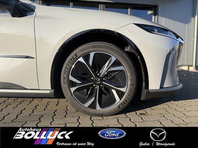 Neu Mazda 6e Takumi-Line 60 kW (82 PS) 2026 Grau Limousine